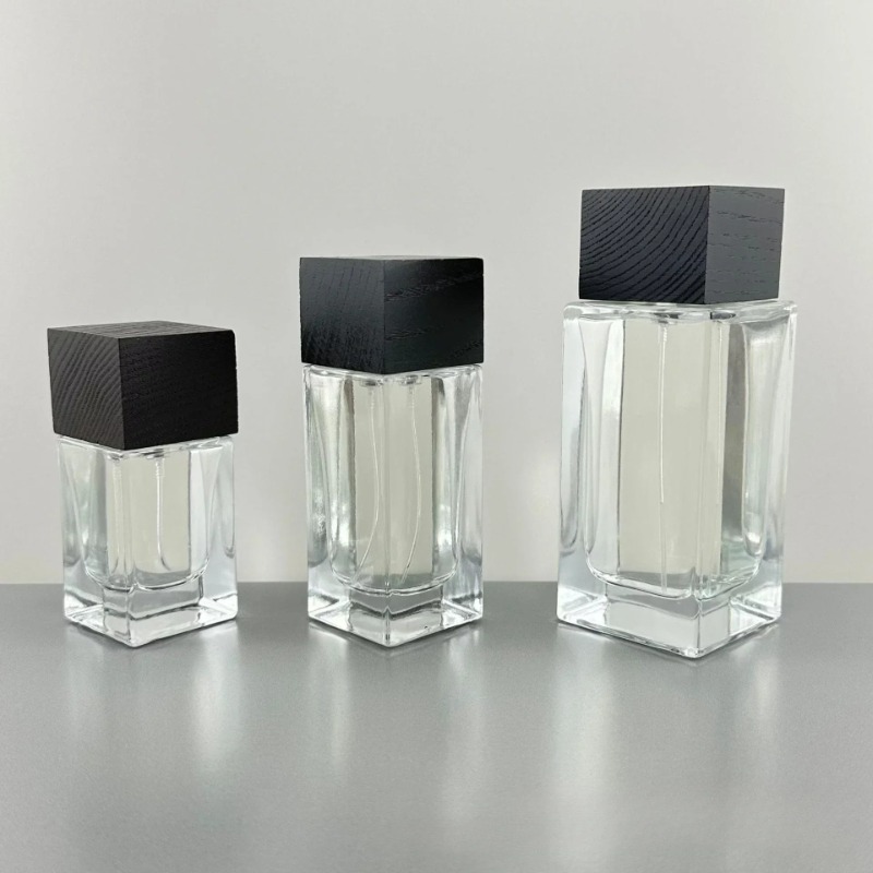 Perfume Container Bottle Cosmetics Bottled Crystal White Glass Bottles and Finely Sprayed in Bottles Perfumes