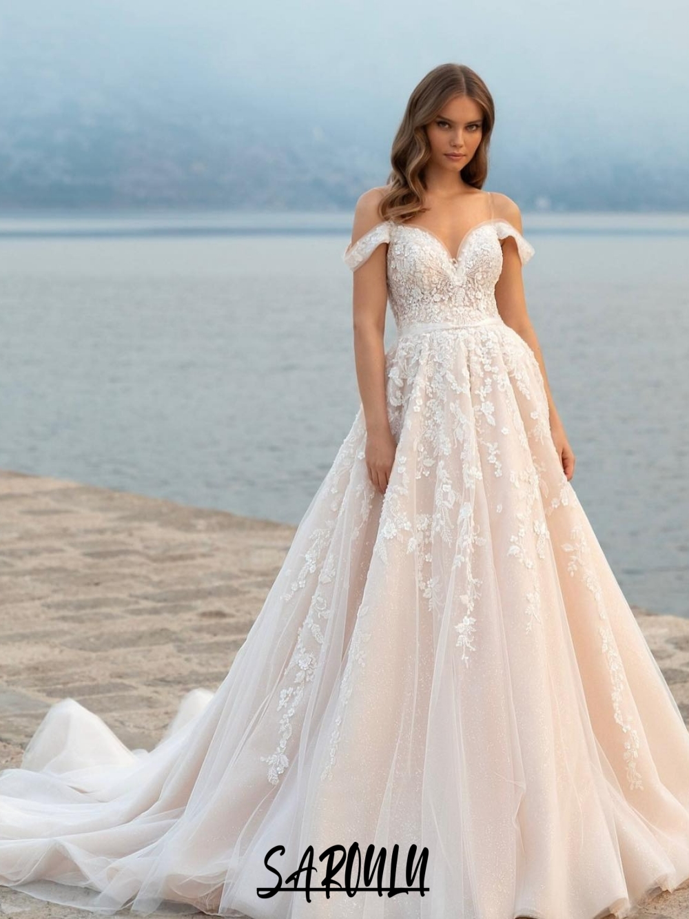 Popular Beaded Off Shoulder Wedding Dress A Line Bride Dresses Customized Lace Appliques Boho Simple Zipper Back Bridal Gown