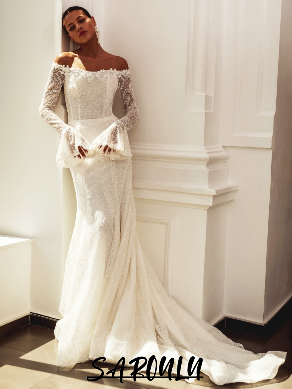 Charming Flare Sleeves Sparkly Appliques Wedding Dress Modern Off-the-shoulder Beaded Mermaid Bridal Gown Customized For Women