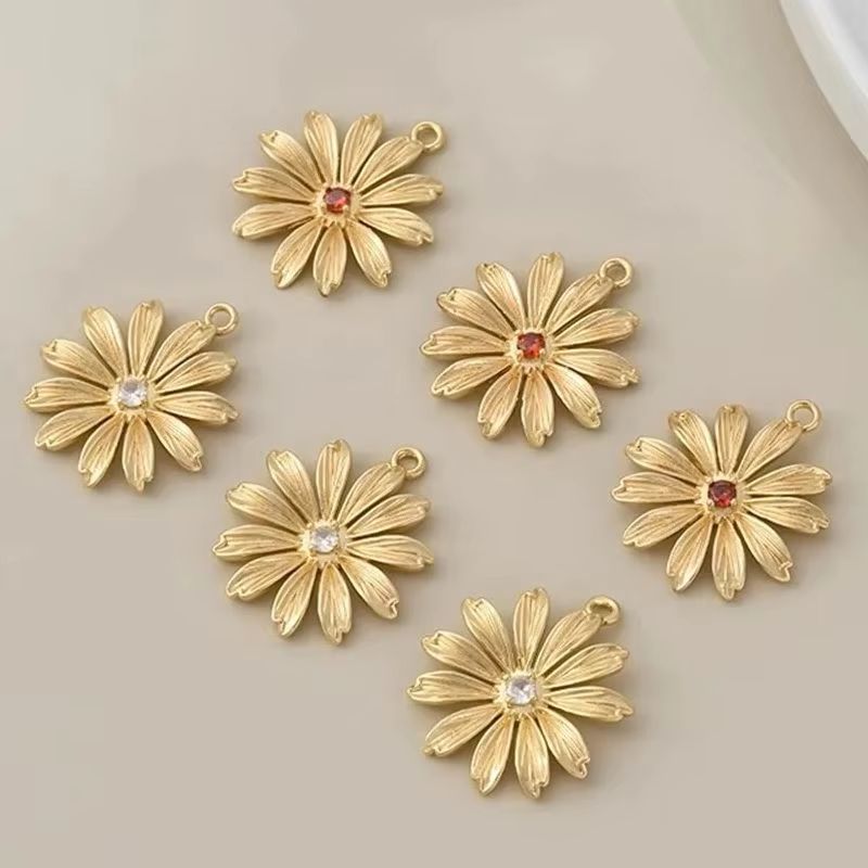 1pcs 14K Gold-plated Large Daisy Pendant, Hand-strung Pearl Necklace, Bracelet, Diy Accessories, Earrings, Jewelry Materials