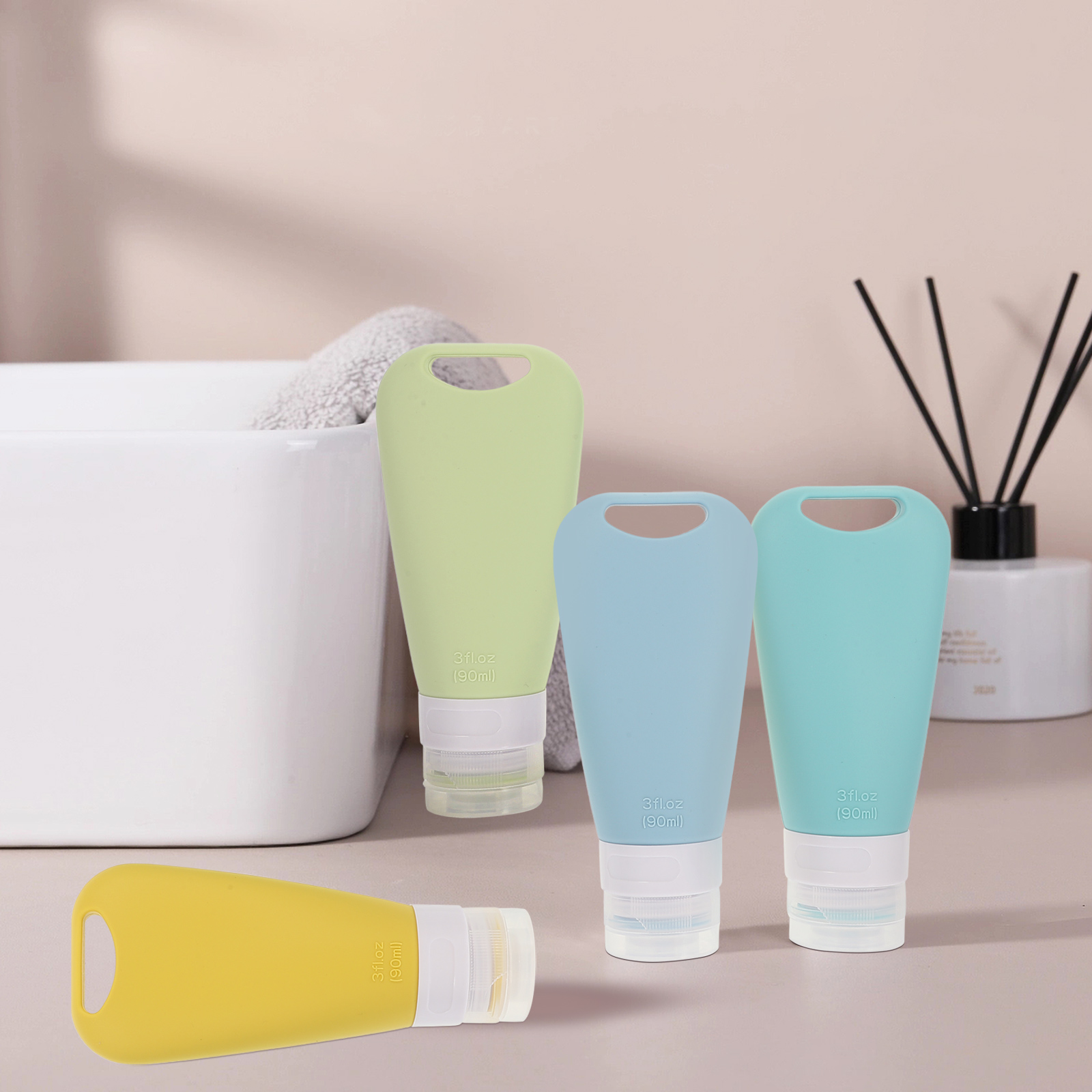 4Pcs Portable Silicone Travel Bottles Lotion Sub Bottles Cosmetic Packing Set Travel Toiletries