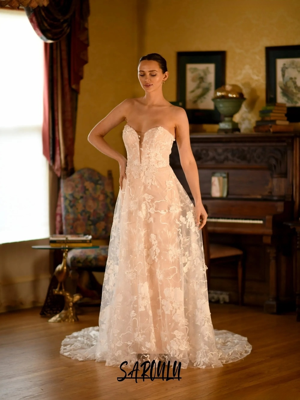 Women Intricate Lace A Line Wedding Dresses Dreamy 2026 Sleeveless Zipper Back Bride Dresses Modern Customized Bridal Gown