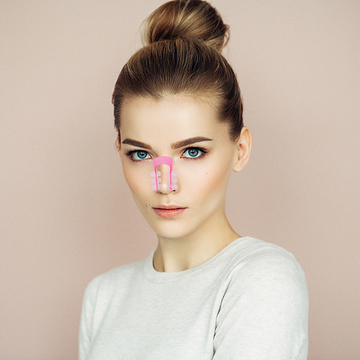 4PCS Nose Shaping Straightening Bridge Beauty Tools for Women Girls Ladies (Random Color)