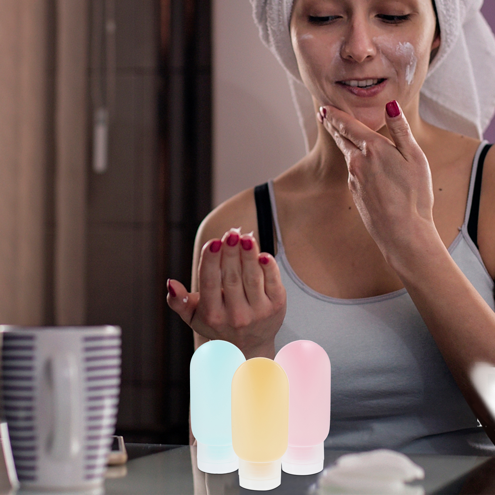 3pcs Refillable Toiletry Bottles Shampoo Conditioner Durable Plastic Size Lotion Containers for Camping Business Trips