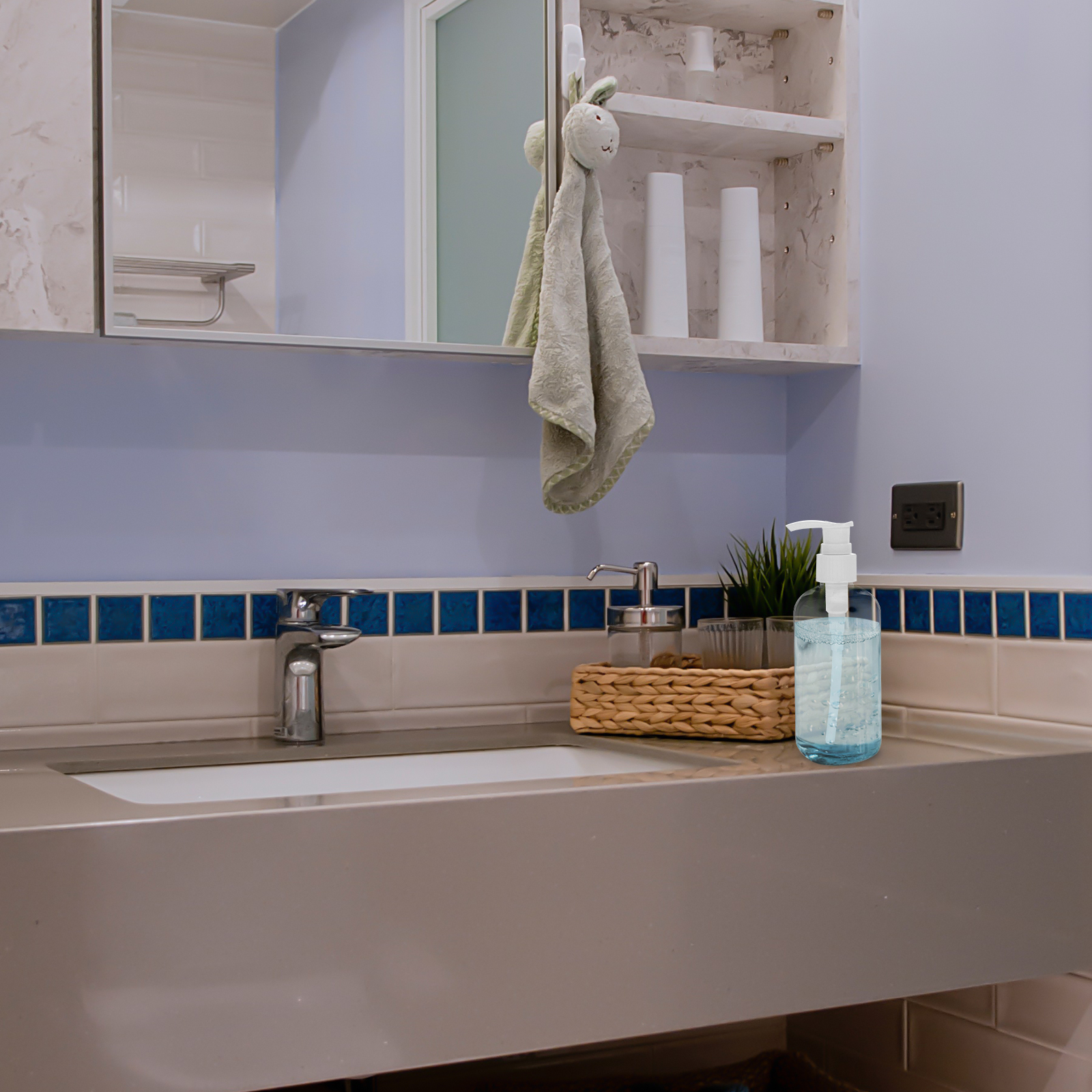 5Pcs H Soap Dispenser Bathroom Bottle Travel Shampoo Lotion Liquid Container Plastic Reusable Portable Empty Bottle